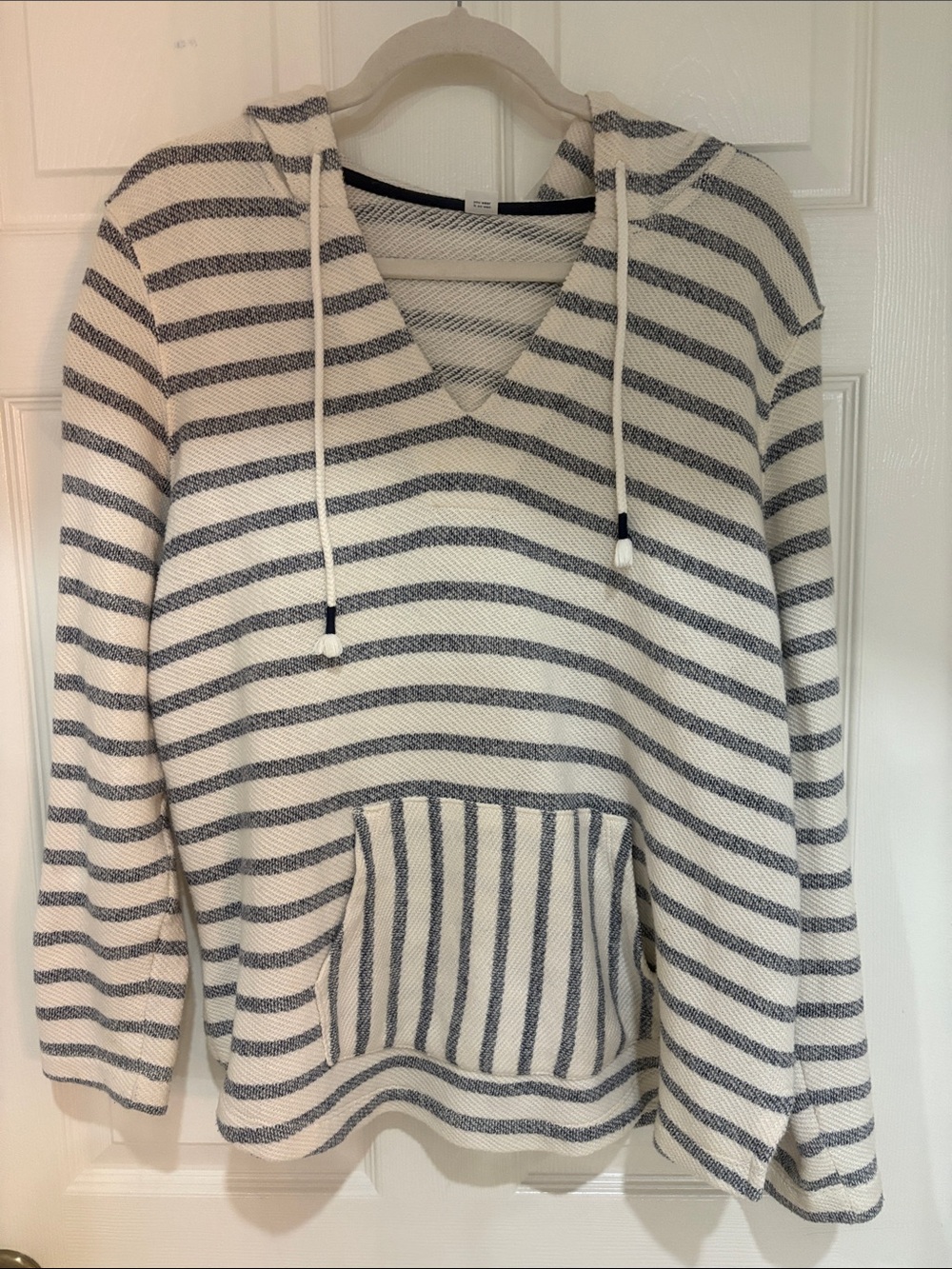 Old Navy Women’s L Striped Hooded Pullover Sweater Cream Navy Kangaroo Pocket